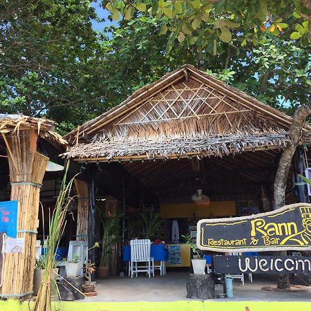 Rann Chalet Beach Side Koh Lanta Exterior photo
