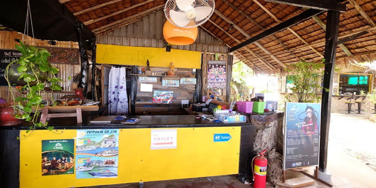 Rann Chalet Beach Side Koh Lanta Exterior photo